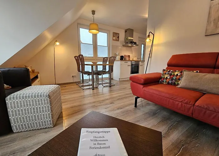 Wellenbreker-h Hohwacht